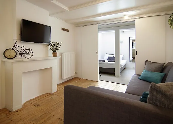 Cosy Apartment Right In The City Center With Airco! Amsterdam